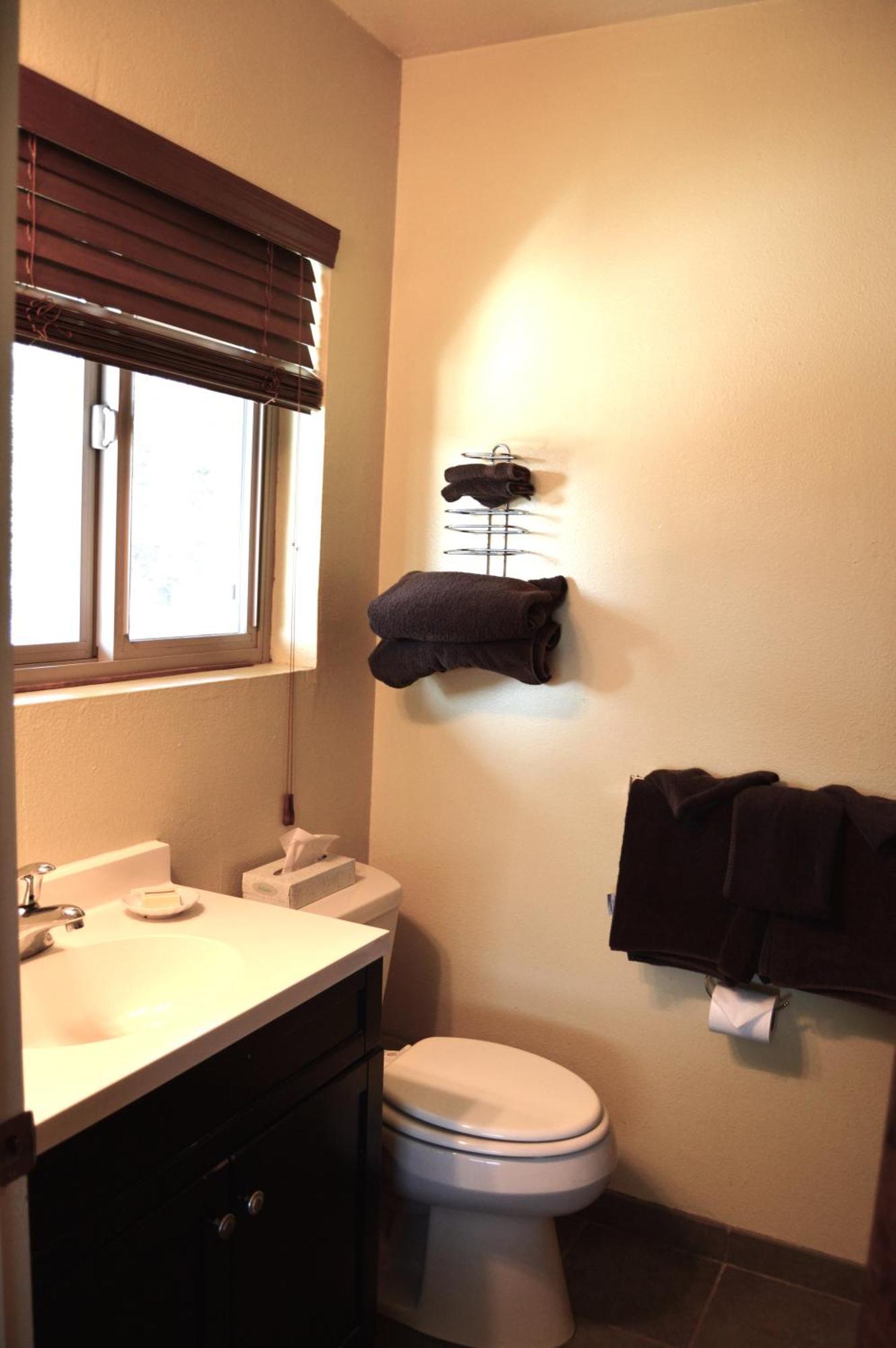 Montecito Sequoia Lodge *