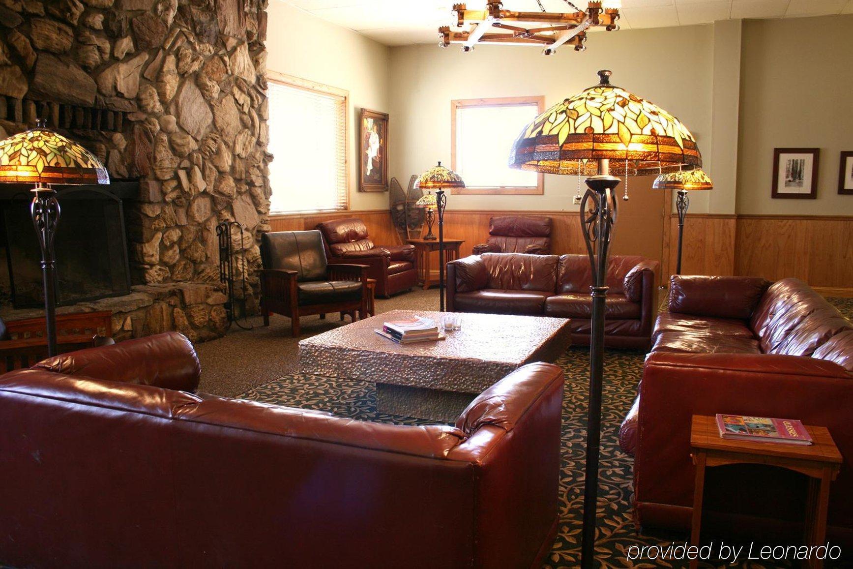 Lodge Montecito Sequoia *