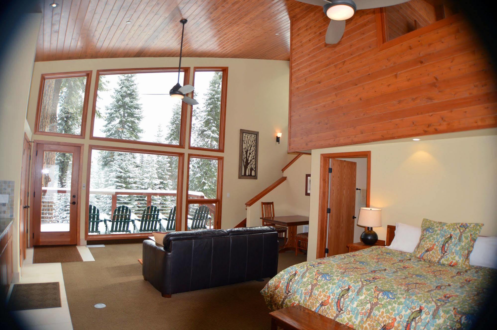 Montecito Sequoia Lodge *